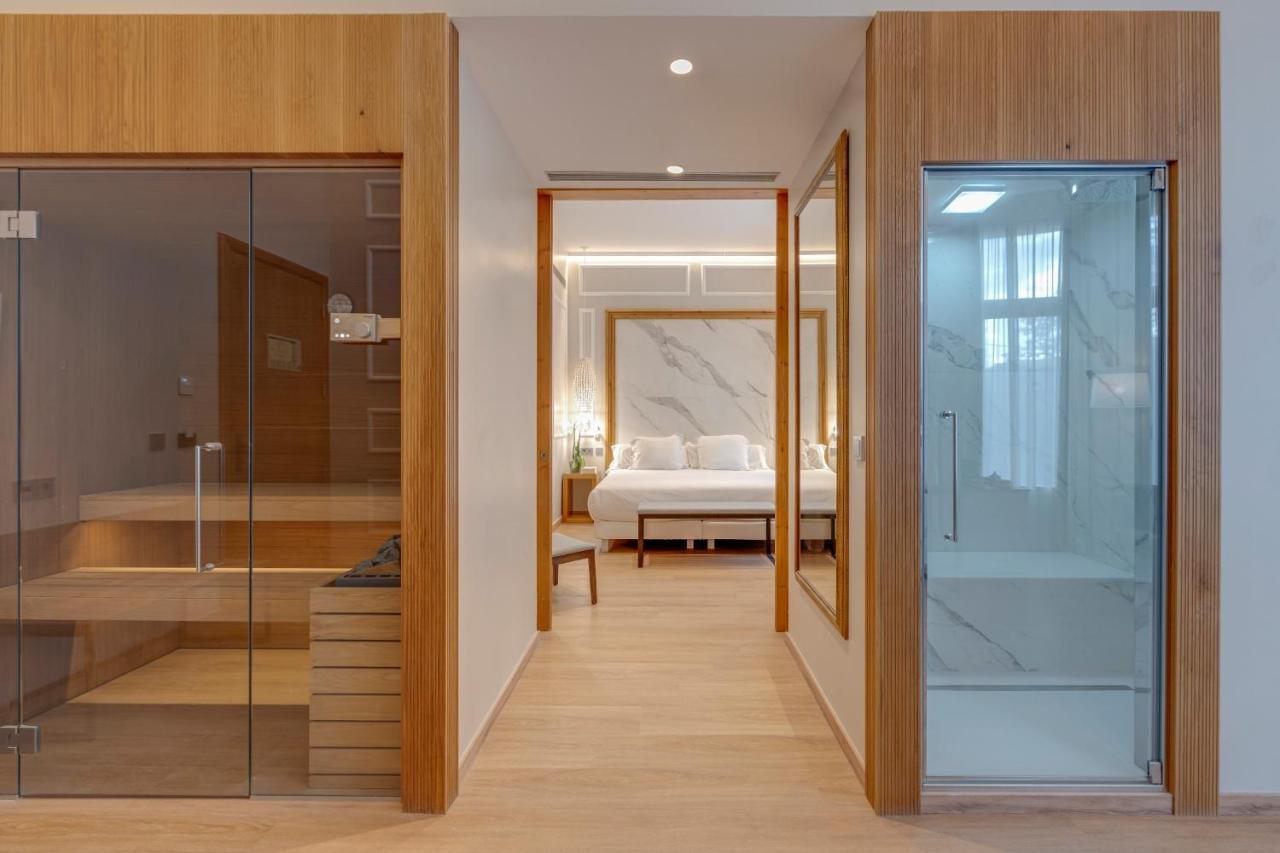Hotel Boutique Mirlo Barcelona Exteriér fotografie A suite at the hotel